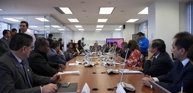 Comisión llamó la atención a representantes de los gobiernos locales