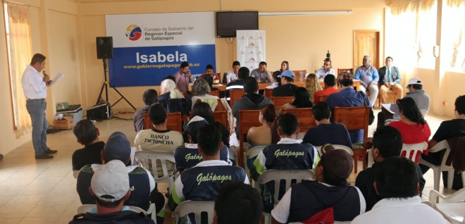Pobladores de San Cristóbal, Santa Cruz e Isabela dan aportes a reformas a Ley de Régimen Especial de Galápagos