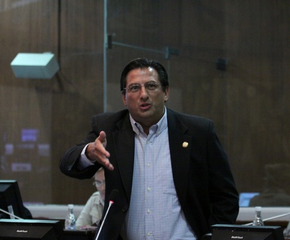 Diego Salgado pide investigación sobre accidentes de helicópteros Dhruv