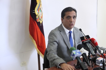 Avanza sugiere limitar la reelección y CREO insiste que el tema se decida en consulta
