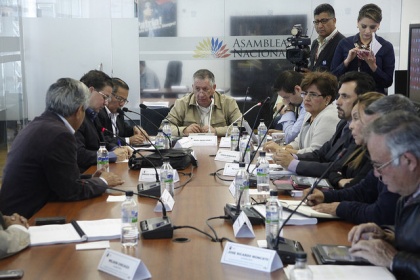 Comisión de Educación invitó al Rector de Yachay; acudirá mañana 