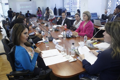 En Comisión de Trabajadores, Ministerio de Trabajo se pronuncia sobre reforma a LOSEP
