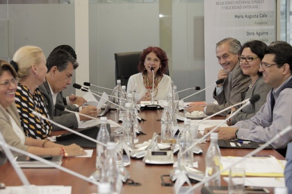Sigue estudio del Convenio suscrito entre Ecuador y Kazajstán en materia de visas