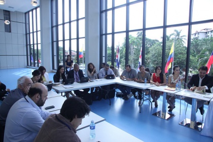 Latinoamericanos promoverán representación paritaria