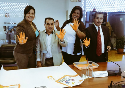Comisión Salud se une a campaña por la no violencia a la mujer