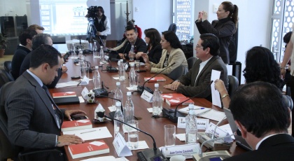 Venta directa dinamiza la economía del país: María Fernanda León