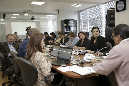 Ministro de Electricidad acudirá mañana a la Comisión de Régimen Económico