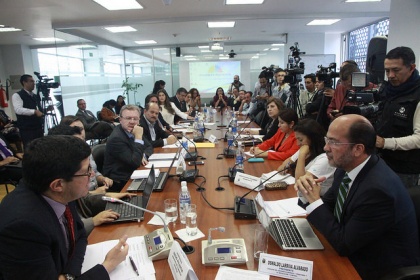 Ministro de Comercio Exterior indicó que analizará a detalle ítems escolares