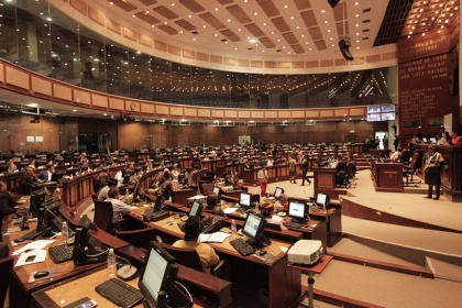 Asamblea respalda pedido para que EEUU extienda Estatus de Protección Temporal