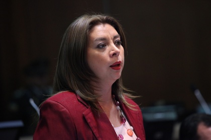 Liliana Guzmán propone incluir el fútbol profesional como modalidad de trabajo