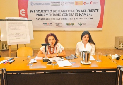 María Augusta Calle llama a luchar contra el hambre y desigualdad social y económica