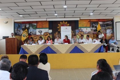 Machala formó parte del diálogo por la equidad y la justicia social