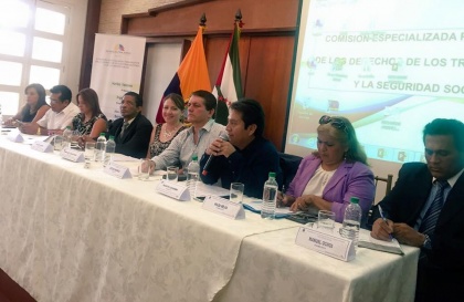 En Manabí, organizaciones laborales expresaron inquietudes ante comisión legislativa