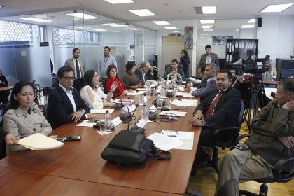 Alejandra Vicuña sugiere conformar un Comité Especial de Bioética