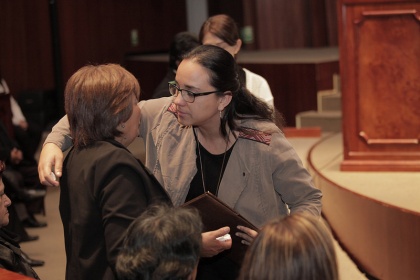 Presidenta de la Asamblea se solidariza por fallecimiento de legislador Carlos Tupiza