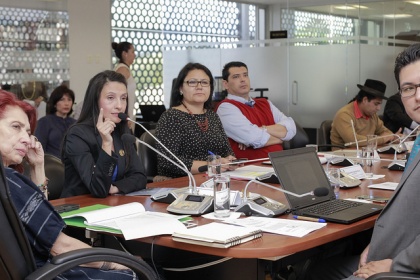 Tratamiento de proyecto de Ley Movilidad Humana se realizará hoy y mañana