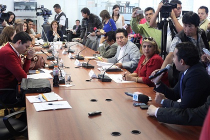 Extrabajadores de diario Hoy expondrán sus denuncias ante Comisión Legislativa