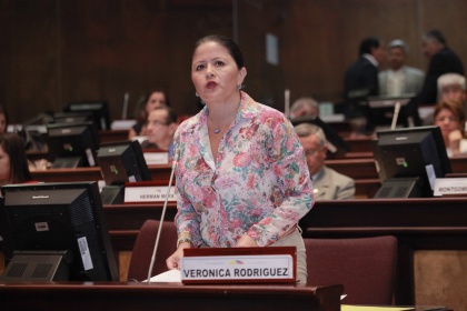 Verónica Rodríguez,  proyecto de medicina prepagada, foto de archivo,