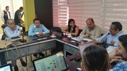 Asambleístas analizan situación de educación en Manabí