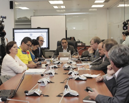 Banco de Desarrollo y Seguros Sucre acudirán a Comisión de Régimen Económico
