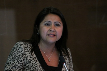 Ximena Peña promueve acceso de migrantes a crédito y servicios financieros