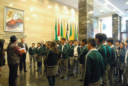Jóvenes de Azuay se empoderan del trabajo legislativo