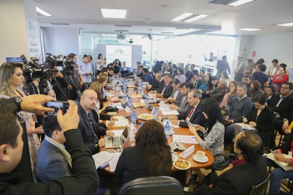 Comisión Educación - becarios 