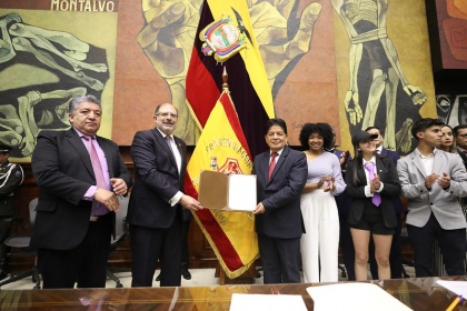 Asamblea Nacional entregó reconocimientos a destacados ciudadanos