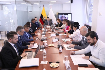 Fiscalización a la homologación de títulos profesionales de migrantes ecuatorianos radicados en Chile y Argentina inicia en la Comisión de Educación