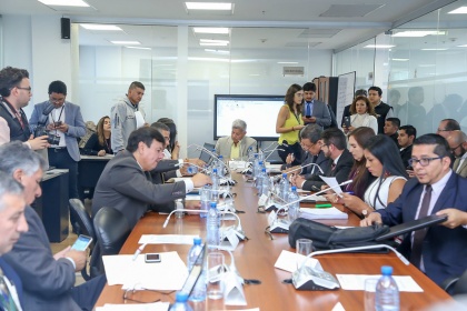 Comisión analizará situación sanitaria en la Amazonía por explotación de recursos naturales no renovables