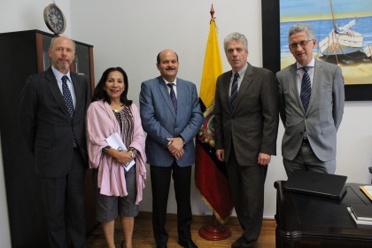 Carlos Bergmann busca mayores relaciones entre Ecuador y Alemania