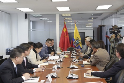 Comisión de Biodiversidad,  medio ambiente, delegación china,