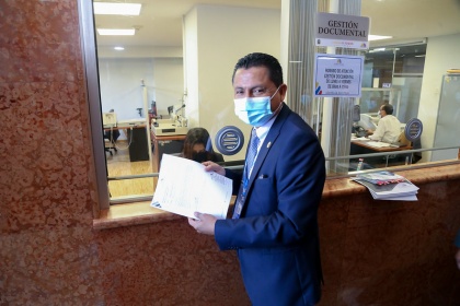Legislador Darwin Pereira presentó el proyecto Ley de Justicia Financiera y Apertura a la Banca Extranjera