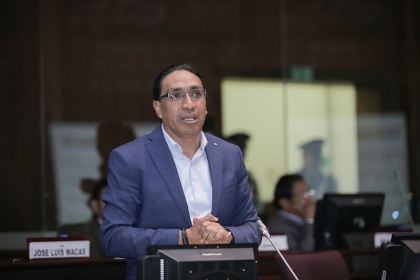 Virgilio Hernández resalta que proyecto urgente crea soluciones a sector productivo
