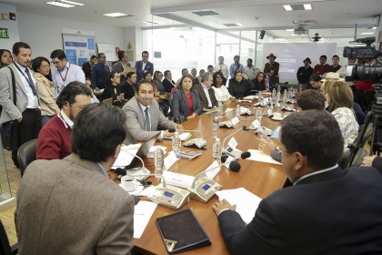Solicitarán comparecencia de autoridades relacionadas con la producción y comercio de la leche