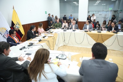 Con versión del Ministro de Defensa, Comisión Multipartidista cerró comparecencias