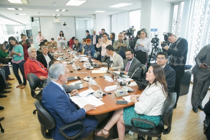 Se espera explotar 125 mil barriles de petróleo de plataformas A y B del campo Ishpingo: Ministro de Energía