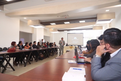 Capacitación a funcionarios y asambleístas 