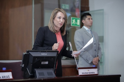 Soledad Buendía propone crear una comisión auditora, tras feriado bancario