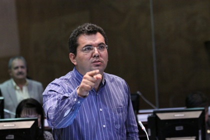 Vethowen Chica, Código Administrativo,