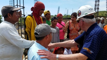 Ximena Peña destacó solidaridad obrera migrante en la reconstrucción de Manabí